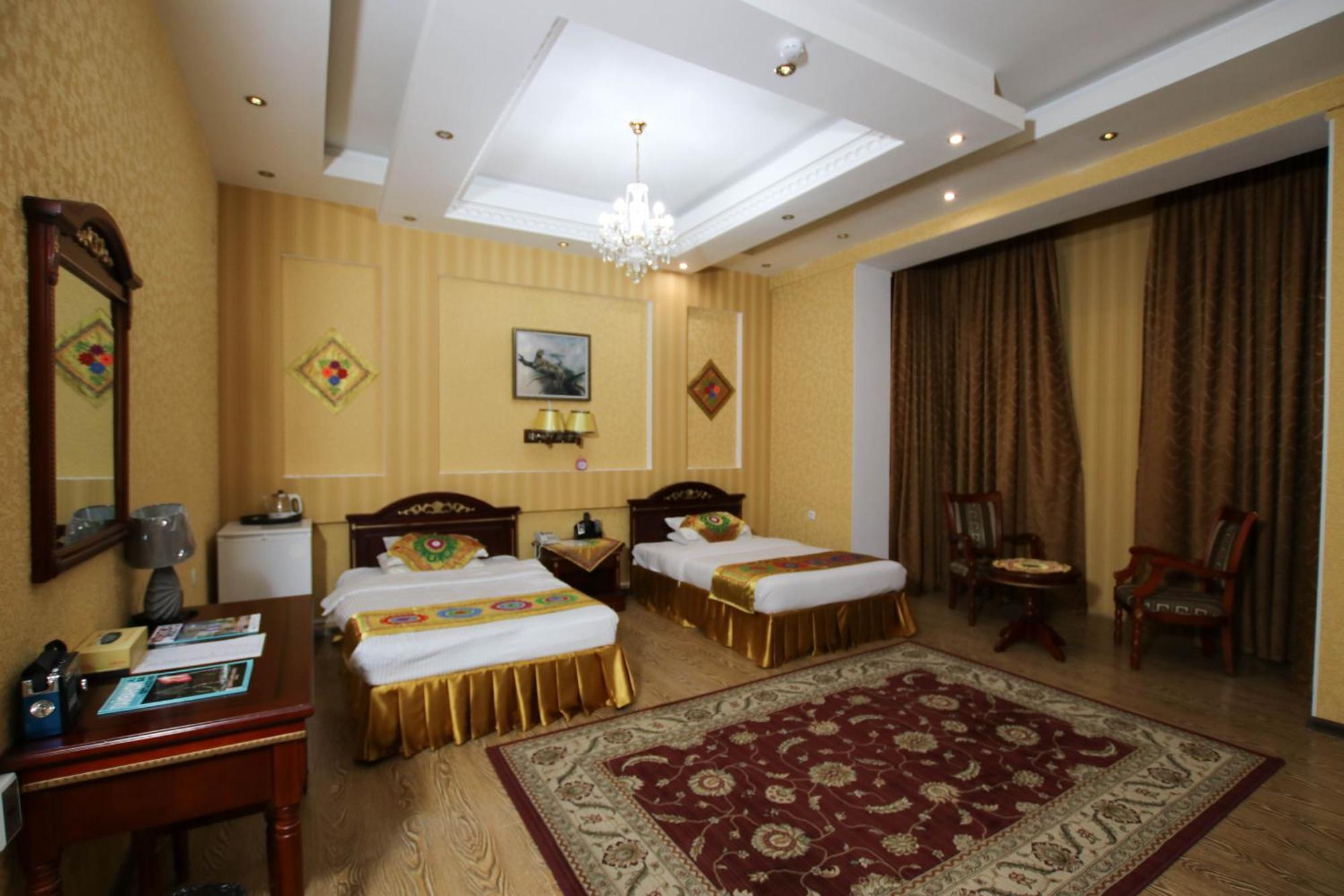 Oriyo Dushanbe Hotel Exterior foto